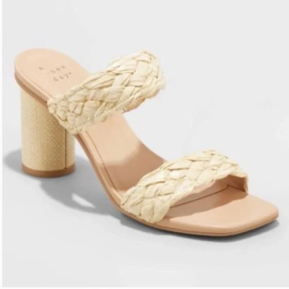 A New Day Tan Raffia Basil Heels | Size 8